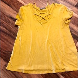 Women’s Tee